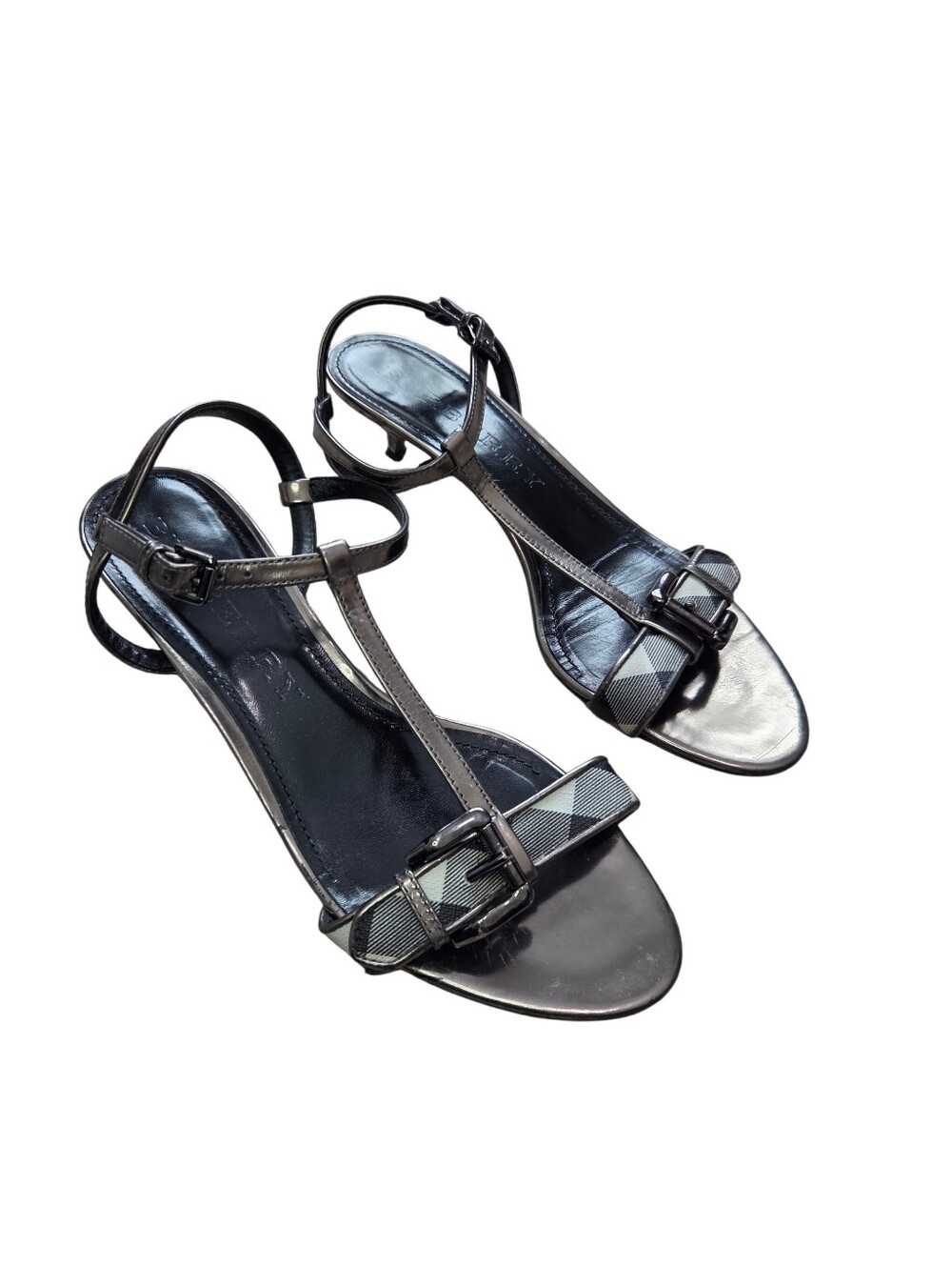 Burberry Patent Leather Pewter Metallic Kitten Heels